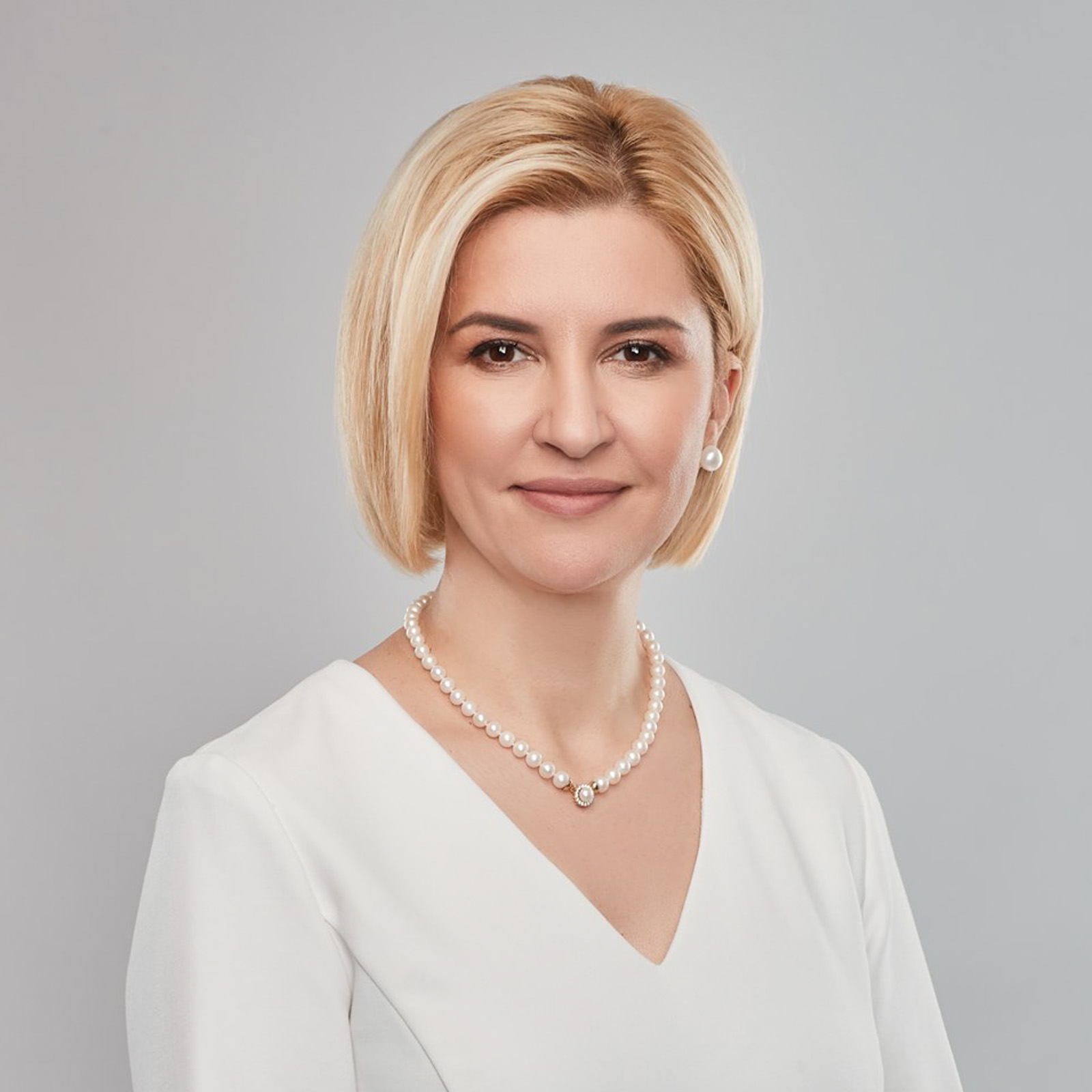 Irina Vlah - Governor of UTA Gagauzia Gagauz-Yeri (Gagauz territorial unit)  | Government of Republic of Moldova