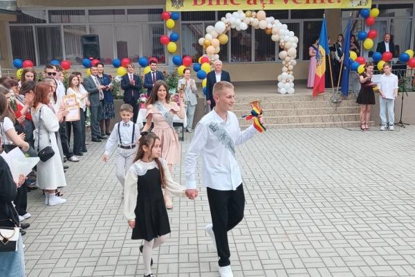 „Ultimul sunet” la Liceul Teoretic „Evrika” din or. Râbnița – un omagiu adus perseverenței și valorilor educaționale